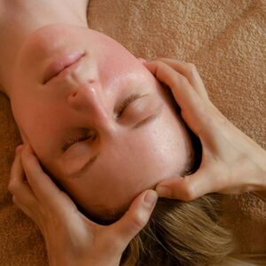 Age well behandling hos Aku Spa