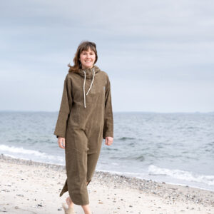 Assorteret Badeponcho Skagen til højde 150 - 165 cm. Sand og olivengrøn - Str. 150- sandfarvet længde fra skulderen og ned 110 cm